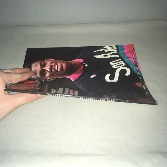 NBA Magazine David Robinson Spirit Official Magazine Southwest Airlines 1990 - Picture 3 of 12